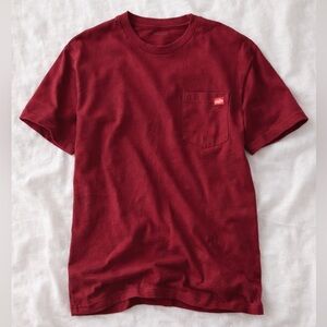 Dickies Burgundy Pocket Tee Mens M Workwear Cotton Shirt NWOT